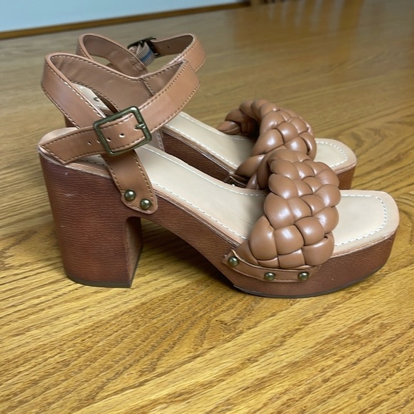Madden NYC Shoes - Madden NYC Women's SIZE 6 Braided Platform Heels Color: Cognac